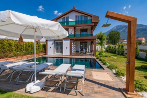 4 Beds, Luxury Holiday Villa in Hisarönü Ölüdeniz Villa Mia